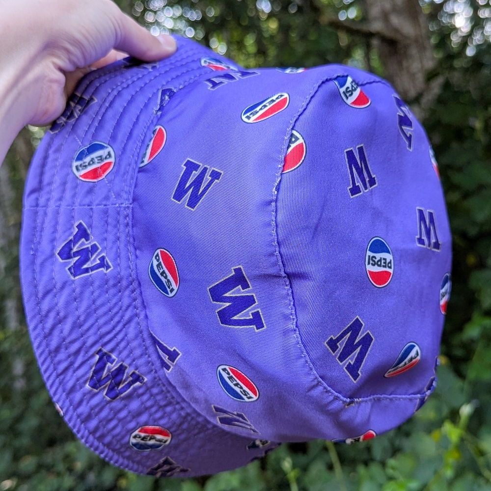 University Of Washington Huskies Pepsi Bucket Hat